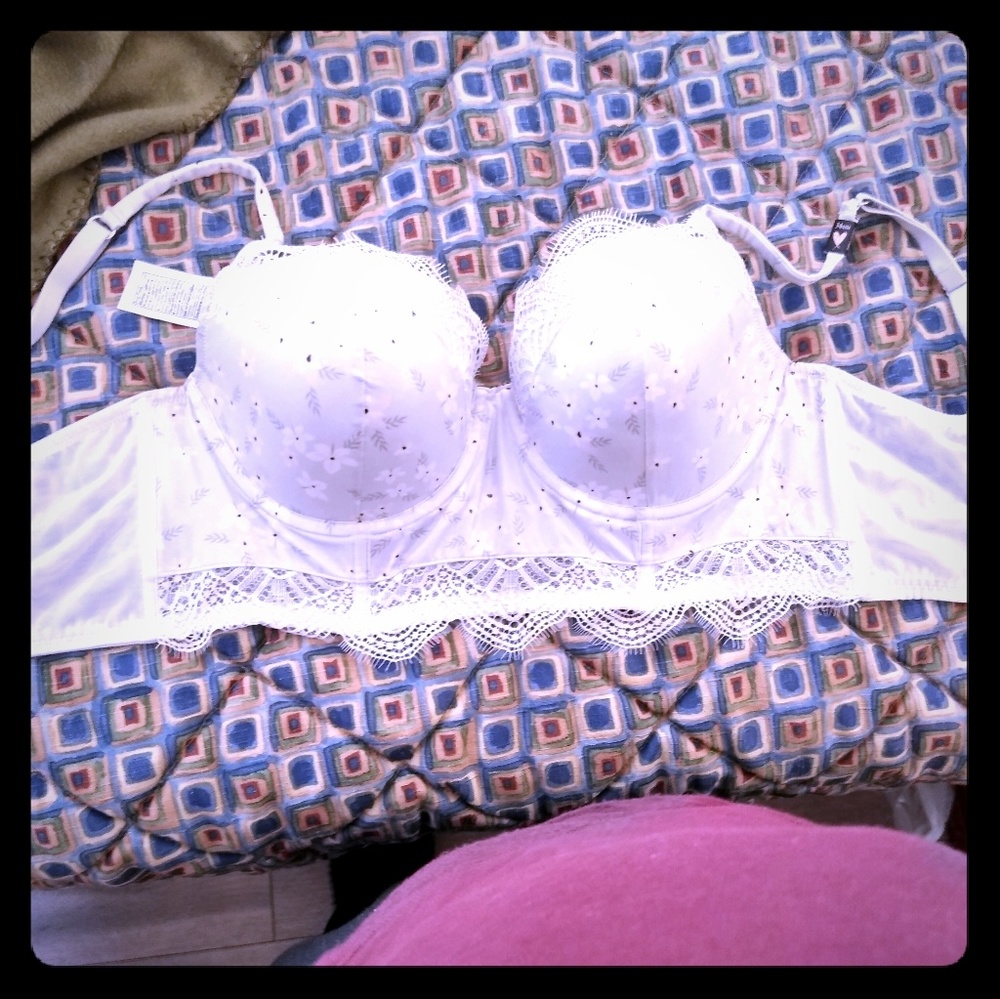 New Victoria secret bra